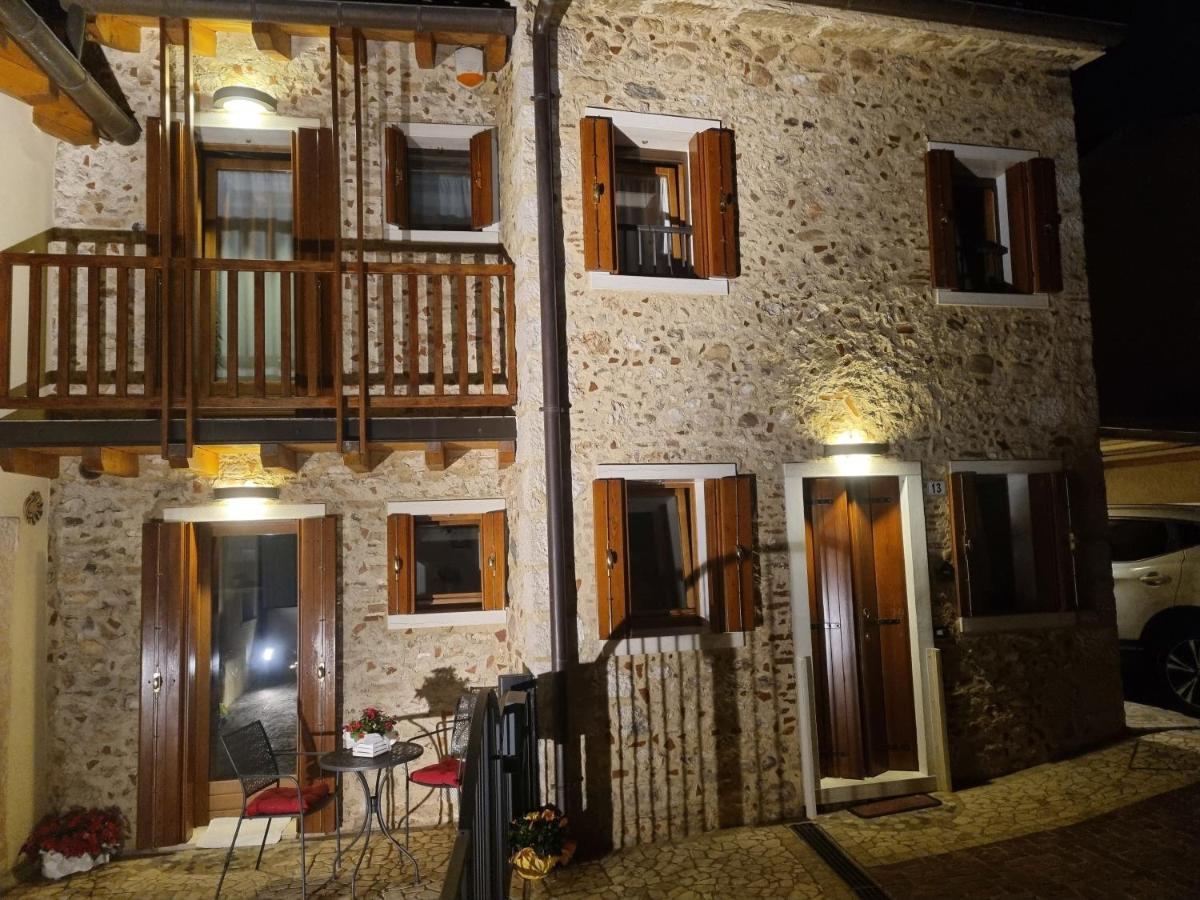 Giulietta E Romeo Pove del Grappa Exterior foto