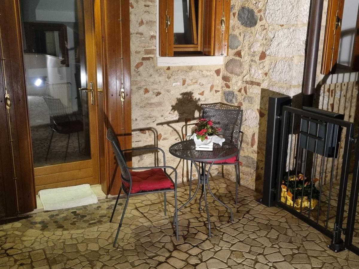 Giulietta E Romeo Pove del Grappa Exterior foto